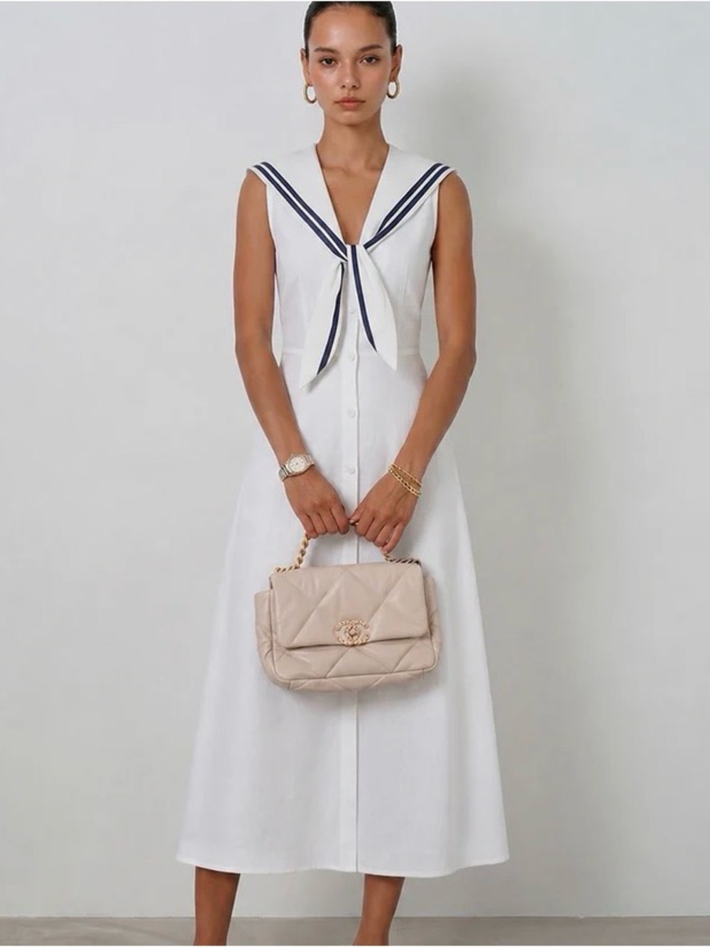 Commense Quilted Shoulder Bag in Pale Beige with Gold Chain Handle